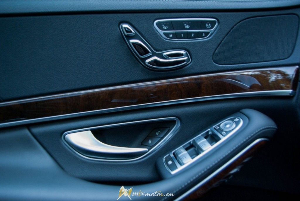 Mercedes-Benz S500 sedan limusine long 4matic interior interiér ovládanie sedačiek seat adjusment door dvere