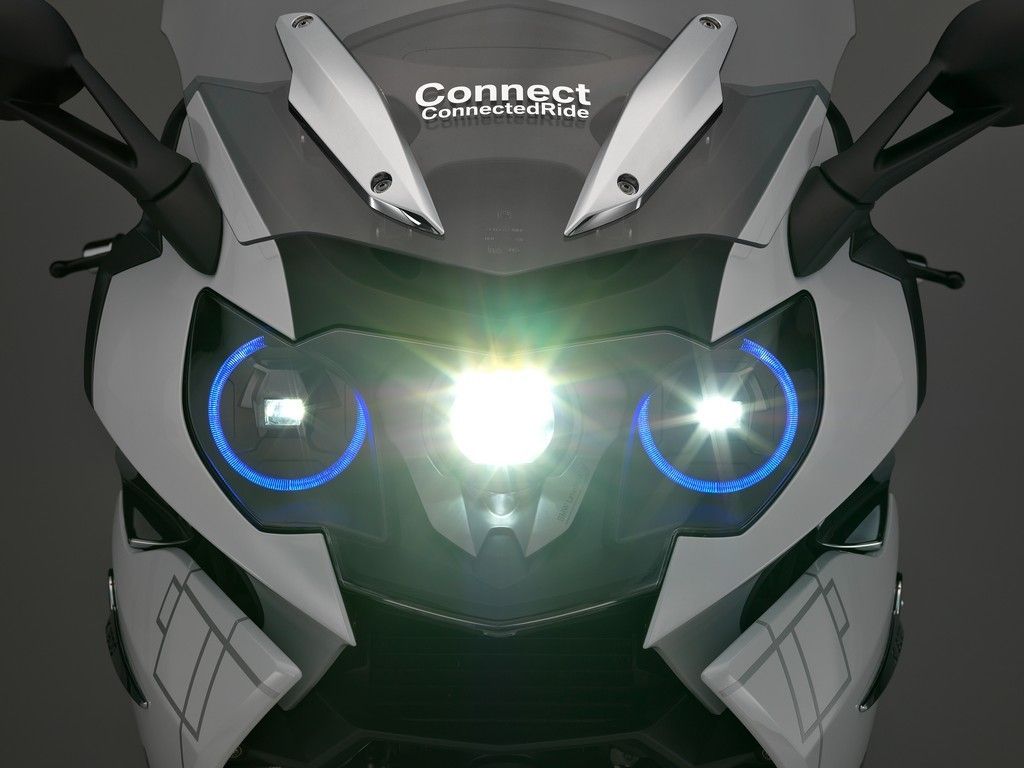 BMW Motorrad laser light motocykle motorky lejzrové laserové svetlo svetlá K 1600 GTL (8)