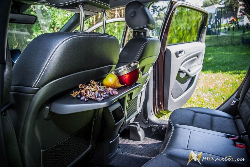 Mercedes-Benz B-Class Trieda B 200 CDI 4MATIC interior interiér exteriér exterior 2015 07