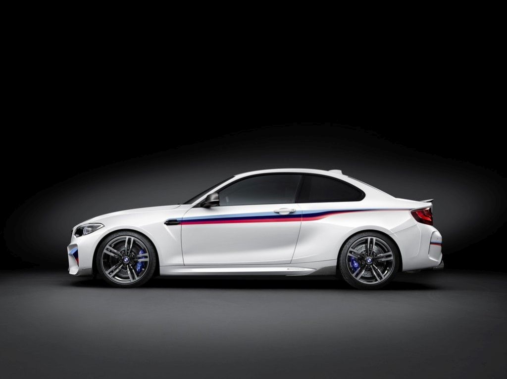 BMW M2 M Performance 12