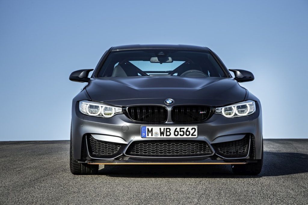 BMW M M4 GTS interior interiér exterior exteriér wing spoiler krídlo elektróny brzdy wheels brakes sedačky seats motorsport 11