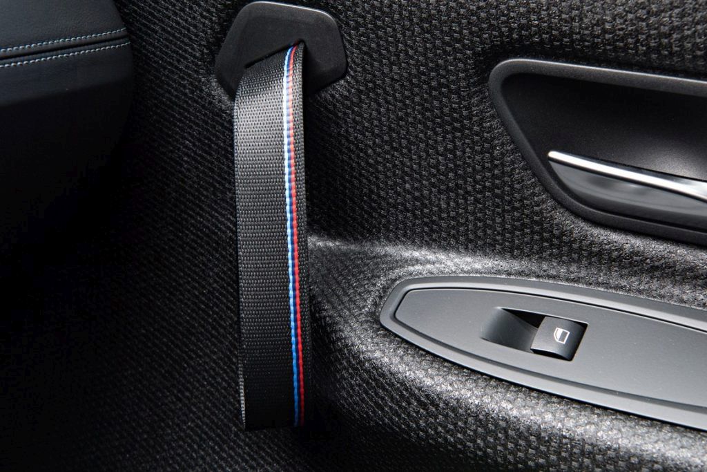 BMW M M4 GTS interior interiér exterior exteriér wing spoiler krídlo elektróny brzdy wheels brakes sedačky seats motorsport 95