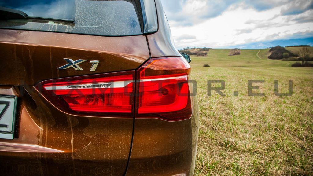 BMW X1 20d xDrive 2016 d exteriro exteriér interior interiér 23