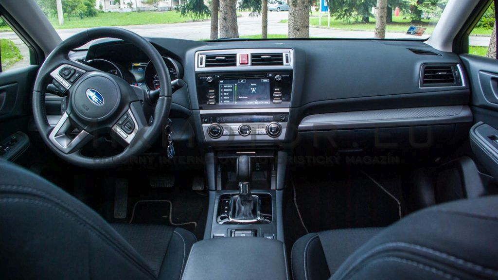 Subaru Outback 2015 2016 AWD Boxer Diesel exterior interior exteriér interiér (1 of 32)