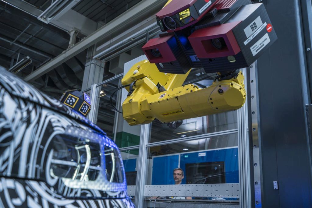 BMW závod 3D meranie measuring robot 5er radu 5 3