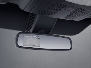 Mercedes-Benz Sprinter – Interior mirror display // Mercedes-Benz Sprinter – Interior mirror display